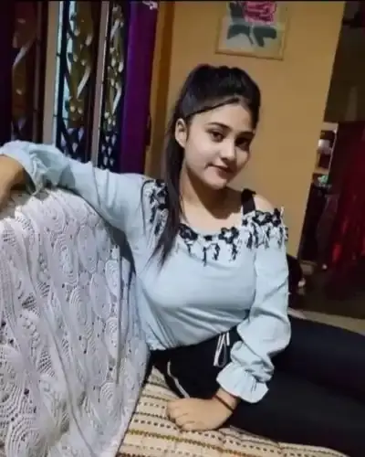 Call Girls Service in Kaiserganj